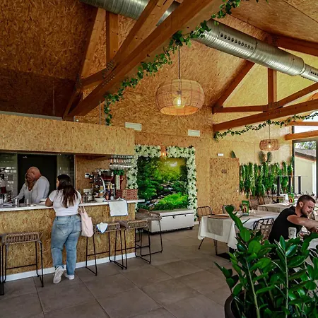 Paraiso Pueblo B29 * Естепона